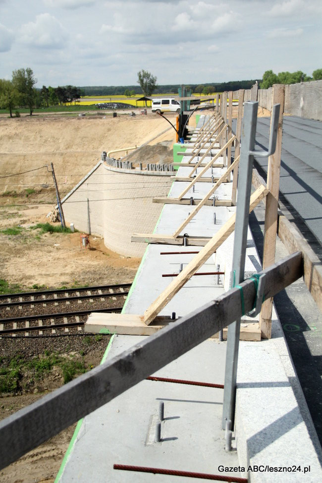 Zobacz jak budują S5! (dużo zdjęć)