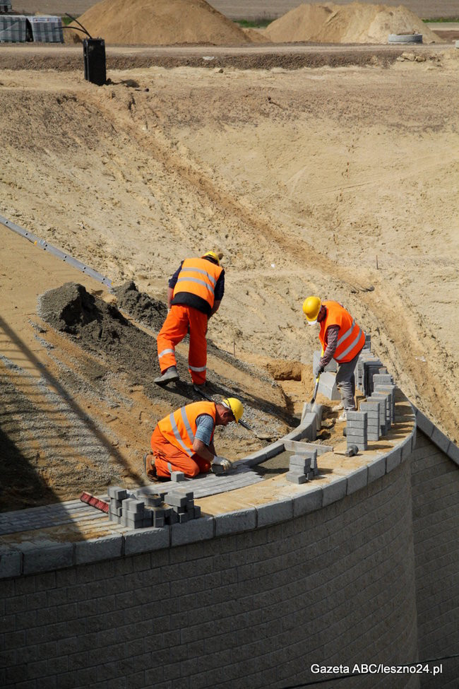 Zobacz jak budują S5! (dużo zdjęć)