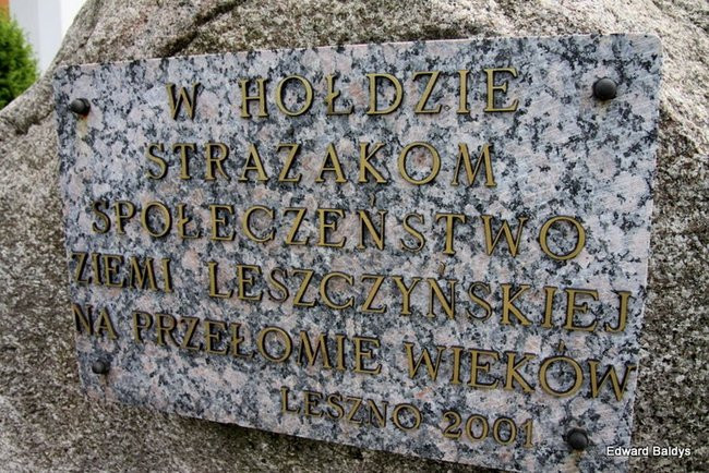 Strażacy świętowali przed komendą (wideo i zdjęcia)