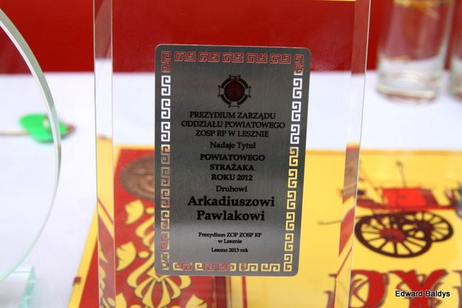 Strażacy świętowali przed komendą (wideo i zdjęcia)