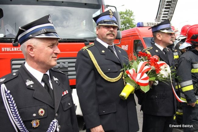 Strażacy świętowali przed komendą (wideo i zdjęcia)