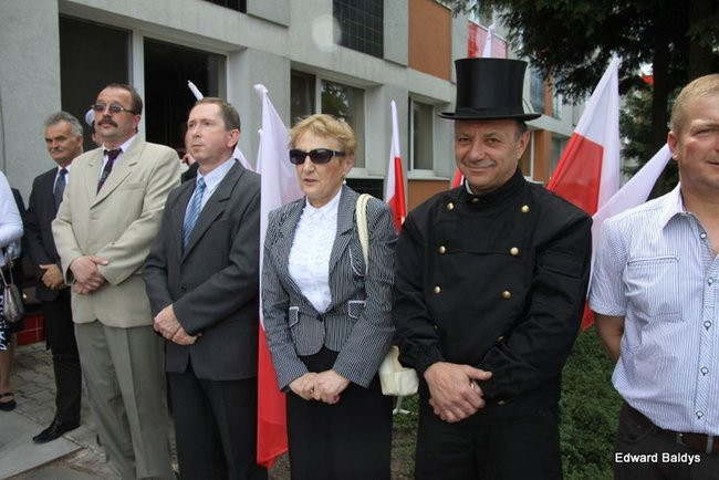 Strażacy świętowali przed komendą (wideo i zdjęcia)