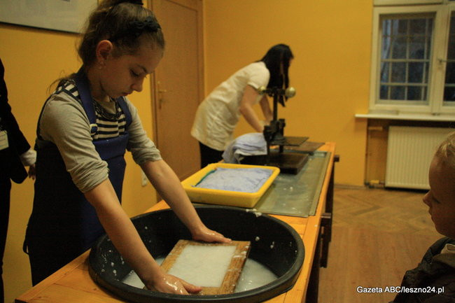 Jak dawniej papier czerpano (zdjęcia)