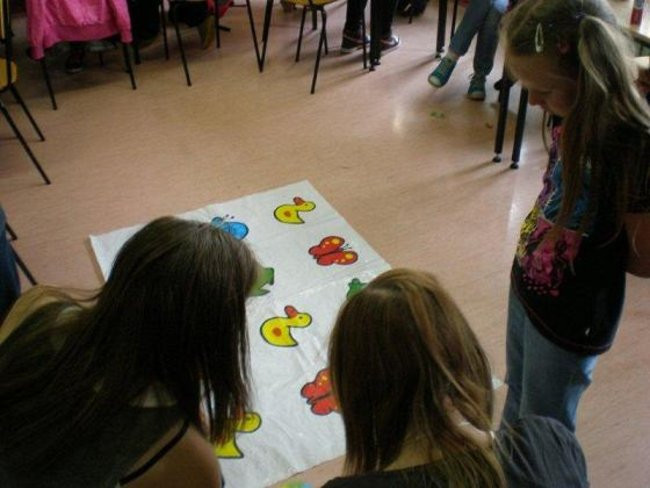 W Rydzynie przedszkolacy bawią się z gimnazjalistami (zdjęcia)