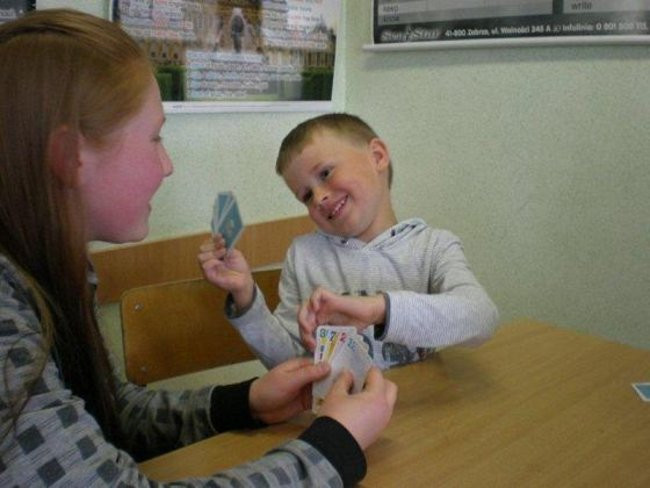 W Rydzynie przedszkolacy bawią się z gimnazjalistami (zdjęcia)