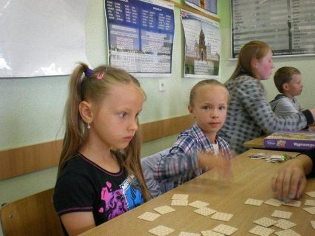 W Rydzynie przedszkolacy bawią się z gimnazjalistami (zdjęcia)