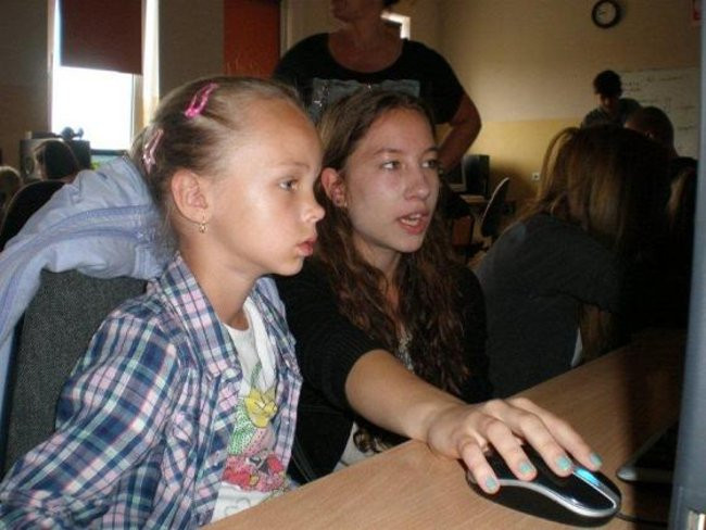 W Rydzynie przedszkolacy bawią się z gimnazjalistami (zdjęcia)