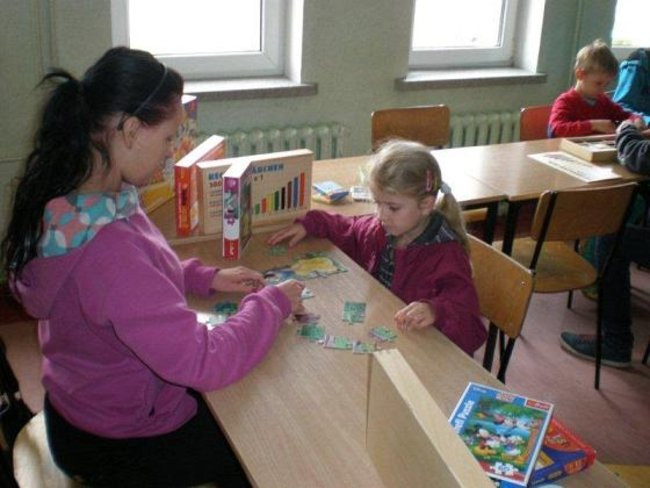 W Rydzynie przedszkolacy bawią się z gimnazjalistami (zdjęcia)