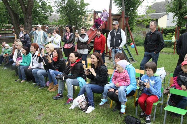 Przedszkolaki dla mamy i taty (zdjęcia)