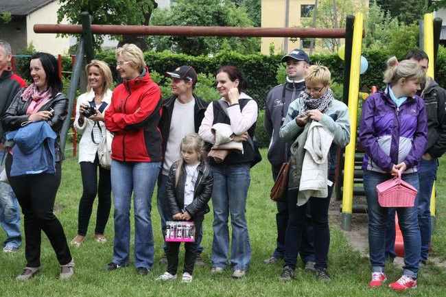 Przedszkolaki dla mamy i taty (zdjęcia)