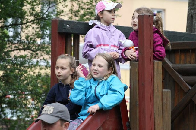 Przedszkolaki dla mamy i taty (zdjęcia)