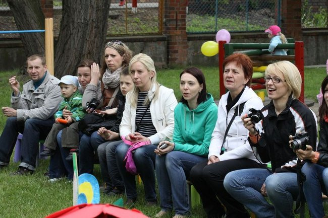 Przedszkolaki dla mamy i taty (zdjęcia)
