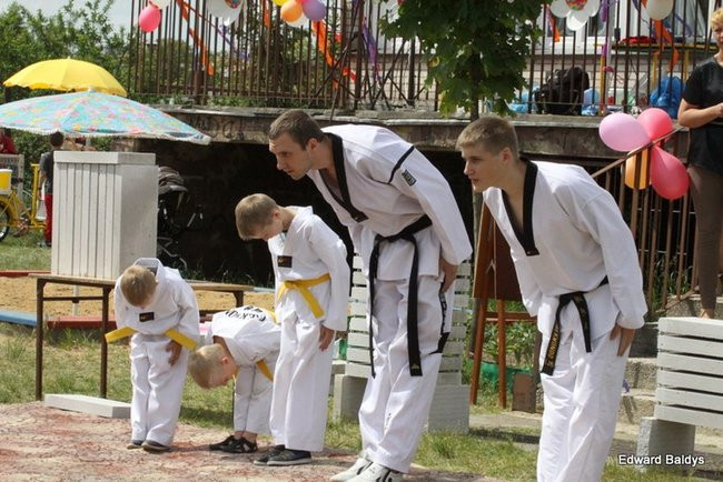 Słoneczny Festyn w PM 19 (zdjęcia)