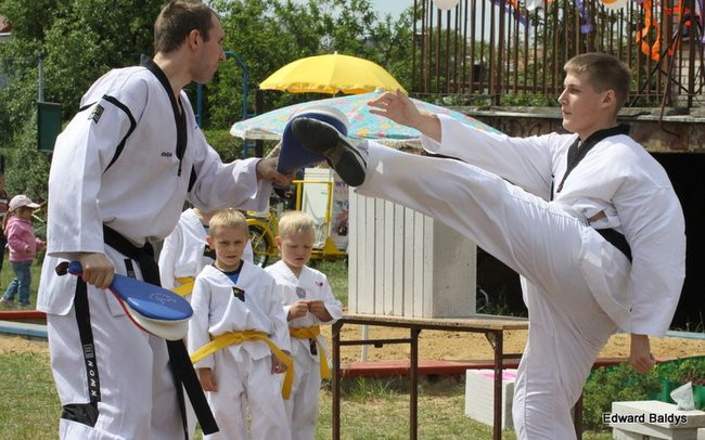 Słoneczny Festyn w PM 19 (zdjęcia)