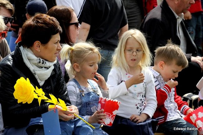 Słoneczny Festyn w PM 19 (zdjęcia)