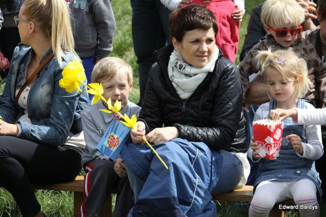 Słoneczny Festyn w PM 19 (zdjęcia)