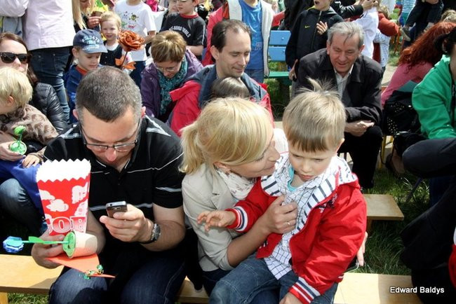 Słoneczny Festyn w PM 19 (zdjęcia)