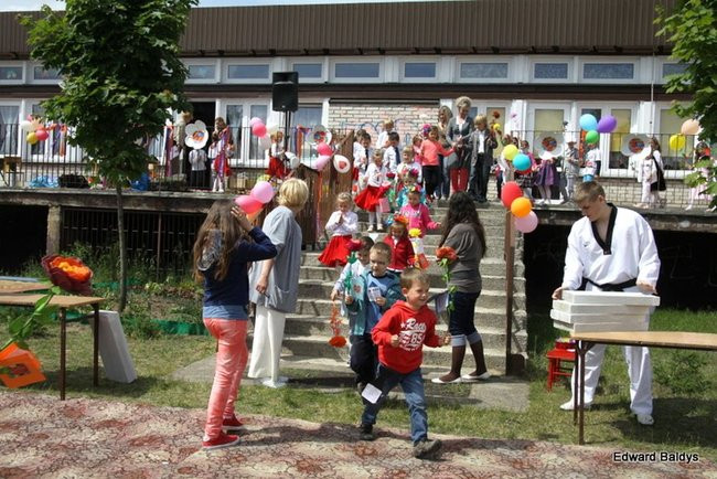 Słoneczny Festyn w PM 19 (zdjęcia)