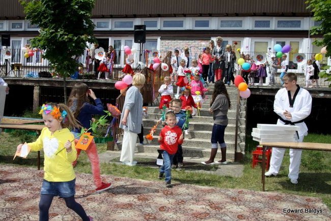 Słoneczny Festyn w PM 19 (zdjęcia)