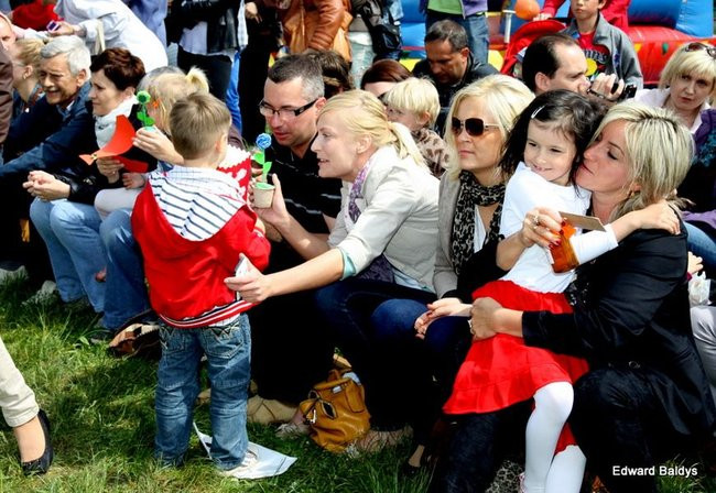 Słoneczny Festyn w PM 19 (zdjęcia)