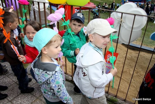 Słoneczny Festyn w PM 19 (zdjęcia)