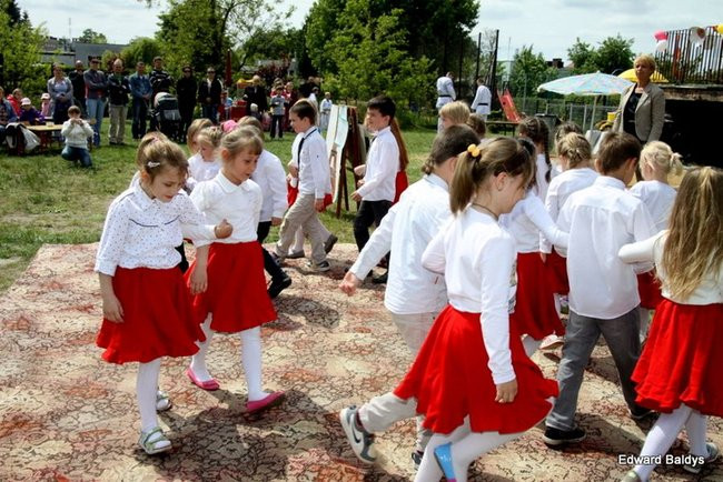 Słoneczny Festyn w PM 19 (zdjęcia)