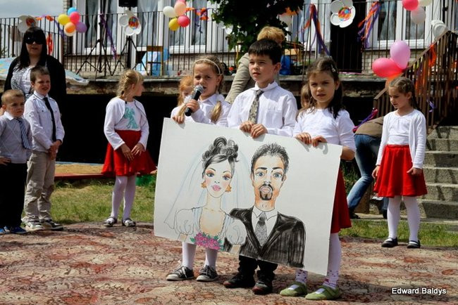 Słoneczny Festyn w PM 19 (zdjęcia)