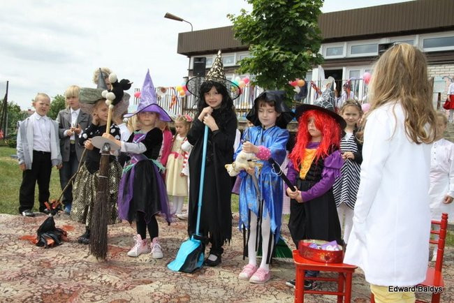 Słoneczny Festyn w PM 19 (zdjęcia)