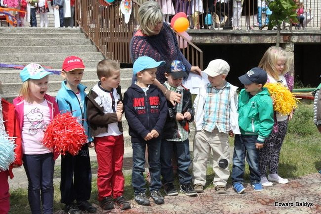 Słoneczny Festyn w PM 19 (zdjęcia)