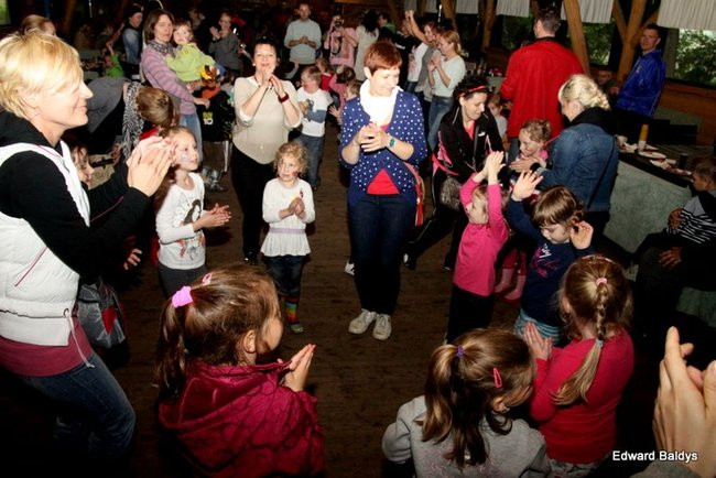 Bawili się świetnie, wbrew pogodzie (zdjęcia)