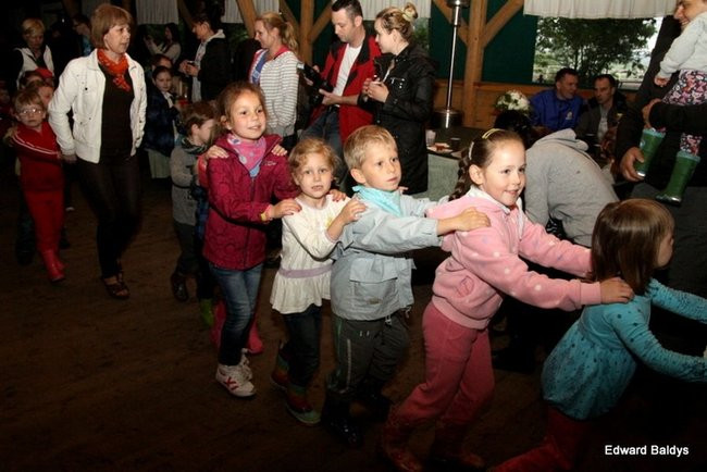 Bawili się świetnie, wbrew pogodzie (zdjęcia)