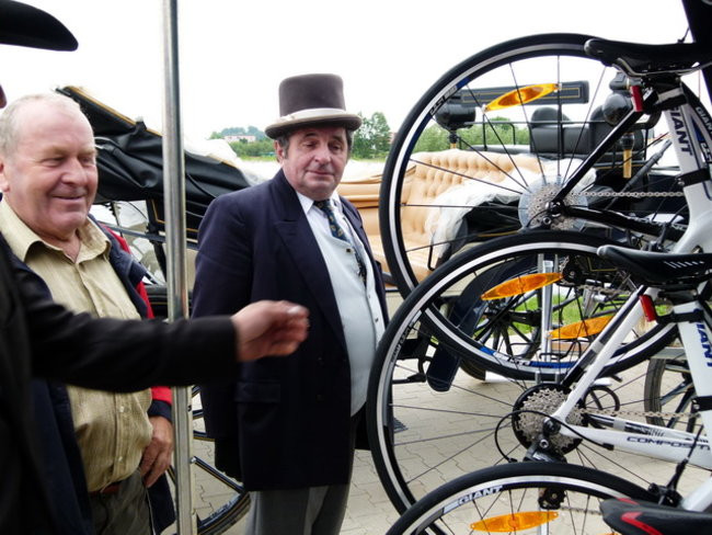 Dużo wody pod Rydzyną (zdjęcia)