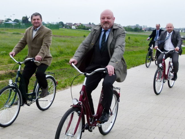 Dużo wody pod Rydzyną (zdjęcia)