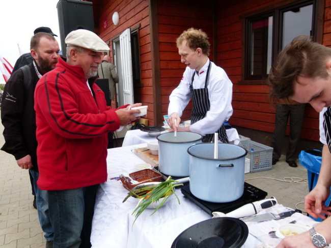 Dużo wody pod Rydzyną (zdjęcia)