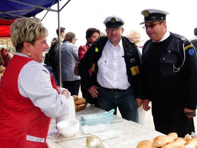 Dużo wody pod Rydzyną (zdjęcia)