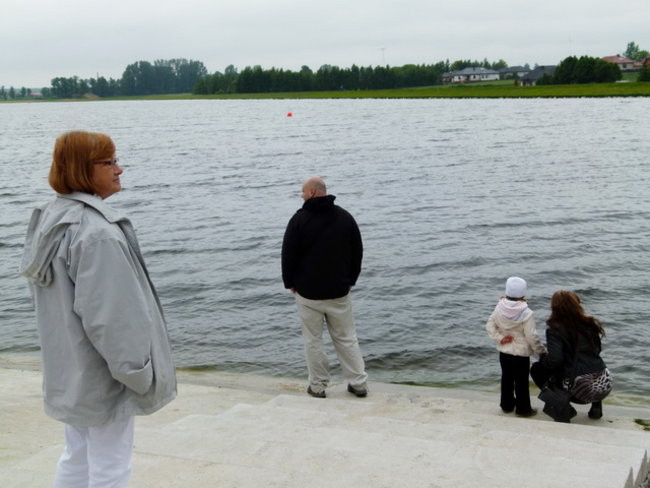 Dużo wody pod Rydzyną (zdjęcia)