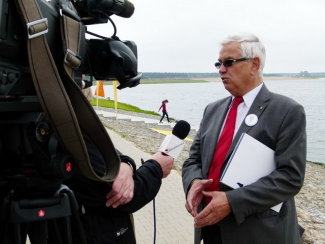 Dużo wody pod Rydzyną (zdjęcia)