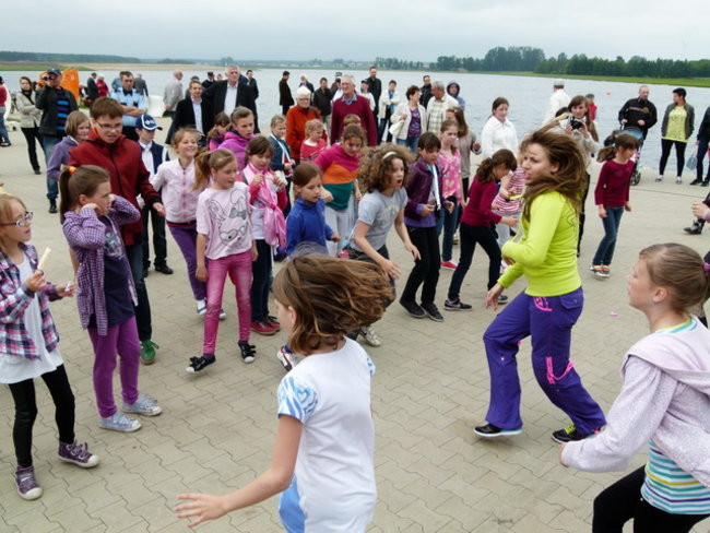 Dużo wody pod Rydzyną (zdjęcia)