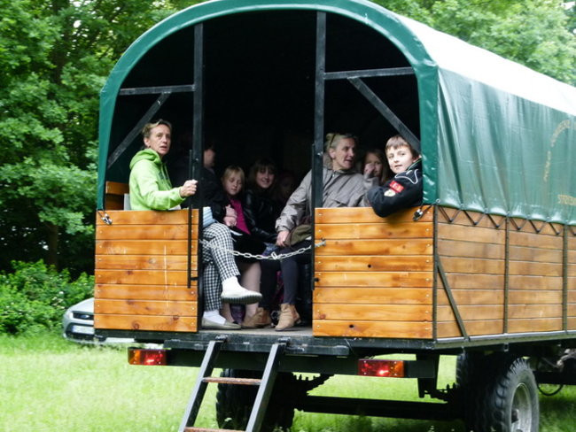 Edukacja przy leśniczówce (zdjęcia)