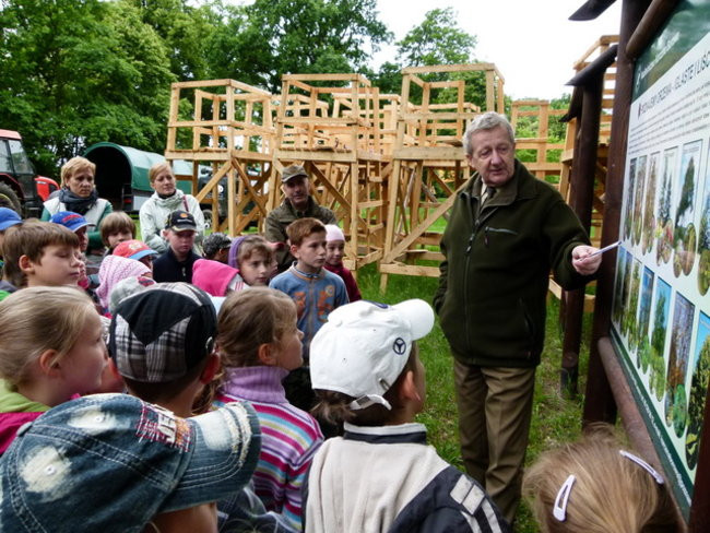 Edukacja przy leśniczówce (zdjęcia)