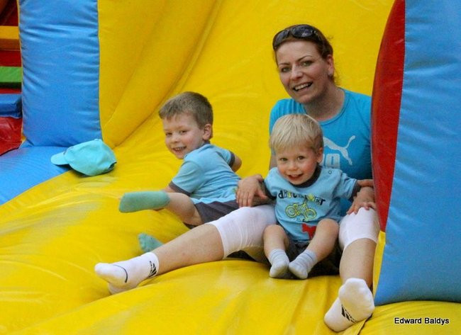 Urzędnicy swoim dzieciom (zdjęcia)