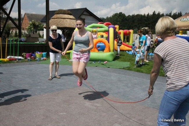 Urzędnicy swoim dzieciom (zdjęcia)