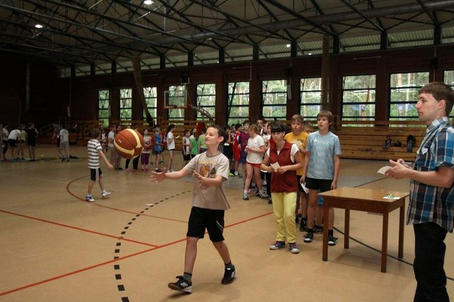 Dzień Sportu w SP 13 (zdjęcia)