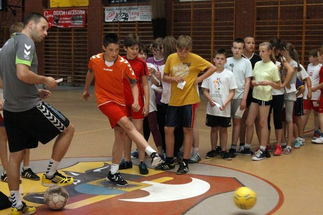 Dzień Sportu w SP 13 (zdjęcia)