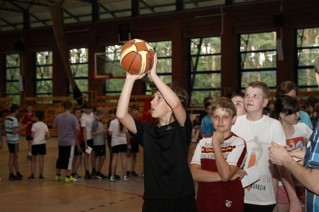 Dzień Sportu w SP 13 (zdjęcia)