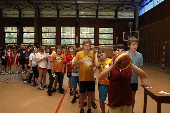 Dzień Sportu w SP 13 (zdjęcia)