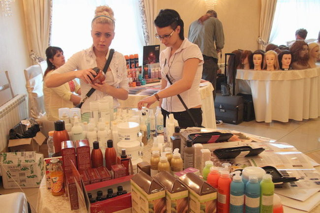 Jak czeszą uczennice (zdjęcia)