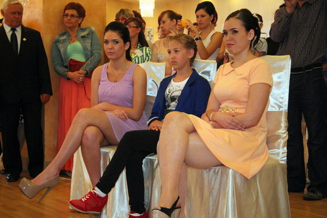 Jak czeszą uczennice (zdjęcia)