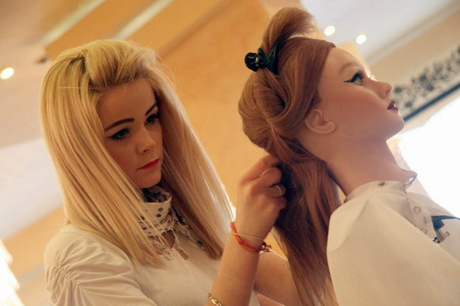 Jak czeszą uczennice (zdjęcia)