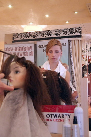 Jak czeszą uczennice (zdjęcia)
